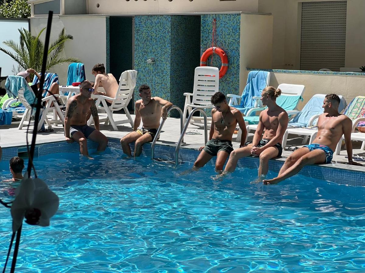 Apparthotel Ardea リッチョーネ エクステリア 写真