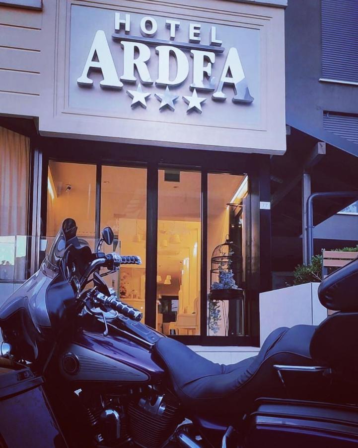 Apparthotel Ardea リッチョーネ エクステリア 写真