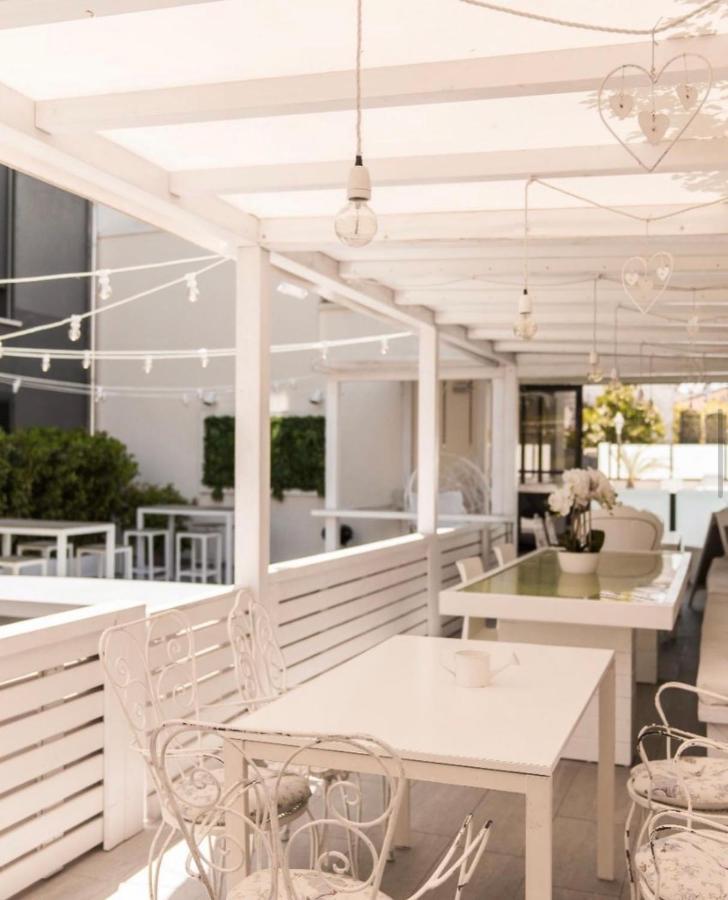 Apparthotel Ardea リッチョーネ エクステリア 写真